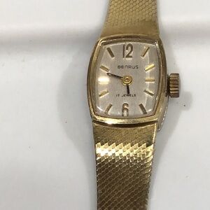 Benrus 17 Jewel Gold Tone Ladies Watch With Stainless Steel Case Vintage